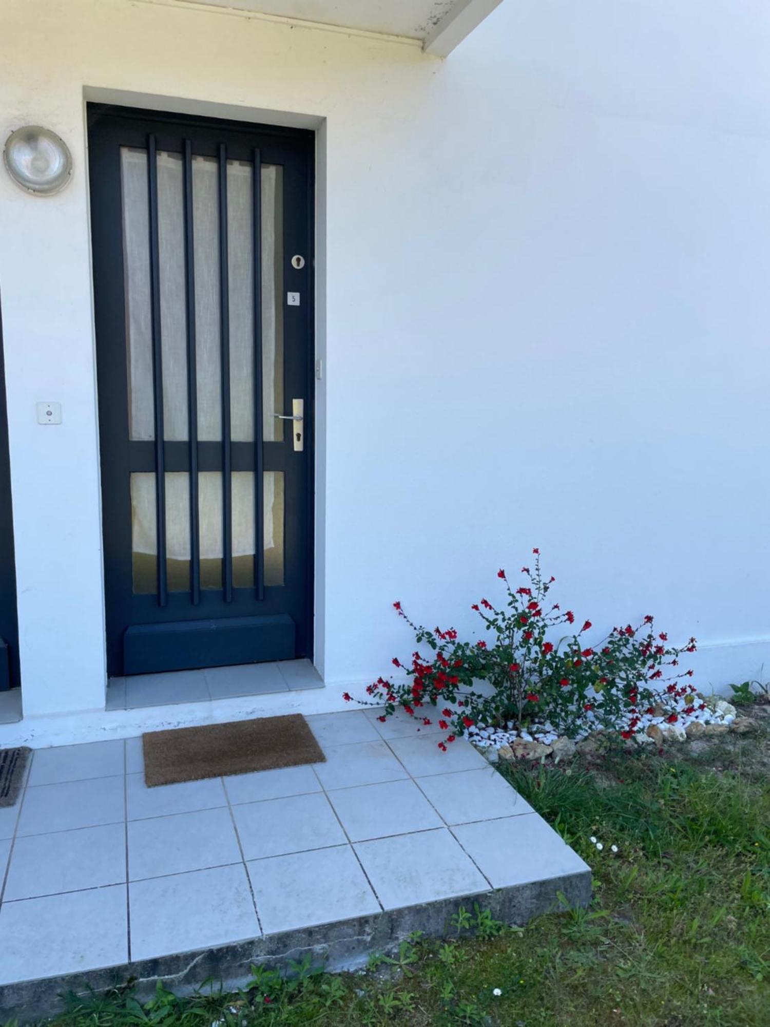 Appartement Avec Chambre, Terrasse Et Jardinet Proche Plage, Foret Pins, Piste Cyclable, Lac Mimizan Exterior photo